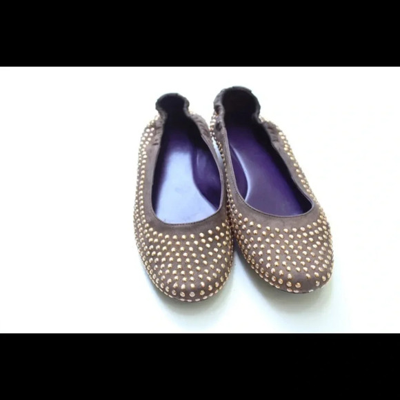 VanEli flats - Picture 2 of 7